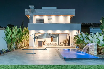 Casa com 4 Quartos à venda, 286m² no Santa Catarina, Joinville