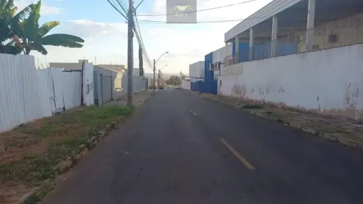 Lote/Terreno com 1 Quarto à venda, 800m² no Setor Habitacional Taquari, Brasília