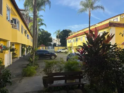 Casa de Condomínio com 4 Quartos à venda, 108m² no Taquara, Rio de Janeiro