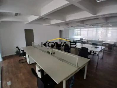 Sala Comercial para alugar, 220m² no Itaim Bibi, São Paulo