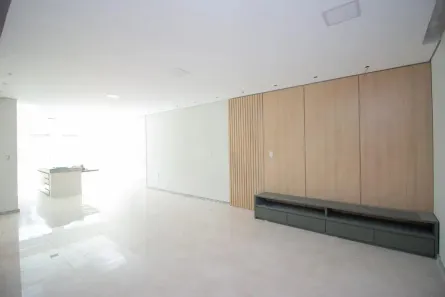 Casa com 4 Quartos à venda, 240m² no Três Barras, Contagem