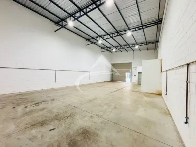 Galpão/Depósito/Armazém para alugar, 200m² no São Joaquim, Araçatuba