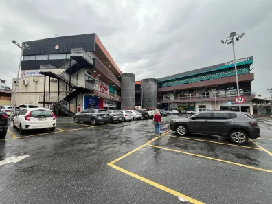 Ponto Comercial para alugar, 500m² no Inconfidentes, Contagem