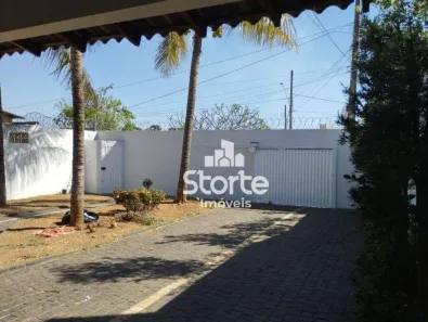 Casa com 3 Quartos à venda, 235m² no Tubalina, Uberlândia