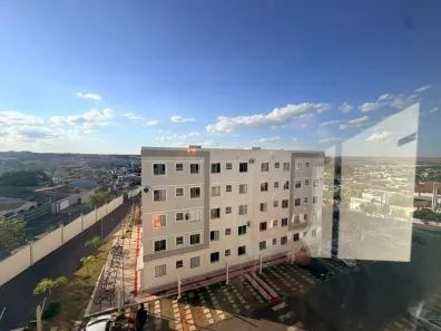 Apartamento com 2 Quartos para alugar, 49m² no Vila Jayara, Anápolis