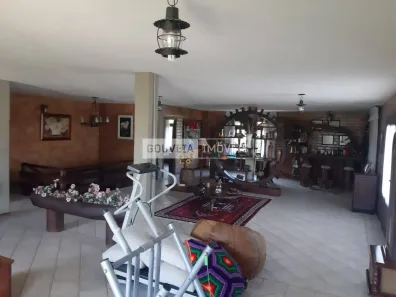 Casa com 3 Quartos para alugar, 450m² no Cruzeiro, São José dos Pinhais