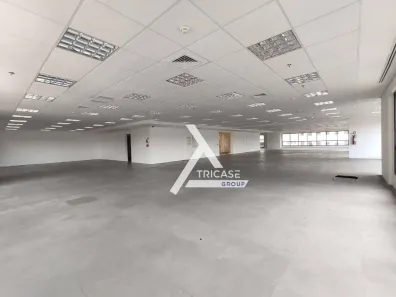 Sala Comercial para alugar, 677m² no Alphaville Industrial, Barueri