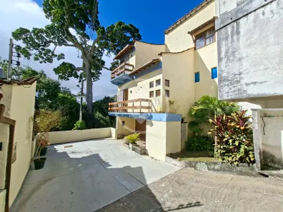 Casa de Condomínio com 3 Quartos à venda, 102m² no Iucas, Teresópolis