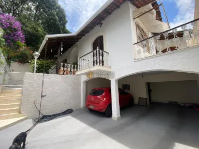 Casa com 3 Quartos à venda, 360m² no Itapoã, Belo Horizonte