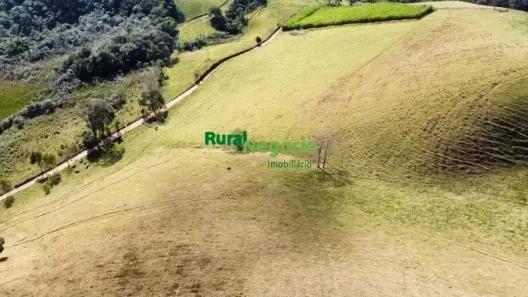 Fazenda/Sítio à venda, 103800m² no , Cristina