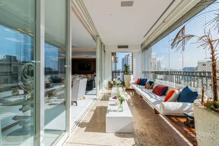 Apartamento com 4 Quartos para alugar, 463m² no Vila Uberabinha, São Paulo
