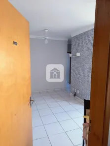 Apartamento com 2 Quartos à venda, 49m² no Jardim Holanda, Uberlândia