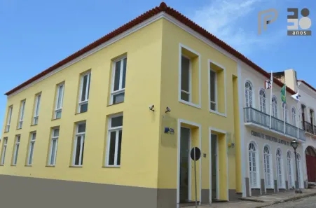Prédio Comercial à venda, 1900m² no Centro, São Luís
