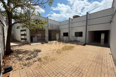 Casa com 3 Quartos à venda, 200m² no Loteamento Martins Jorge, Araguaína