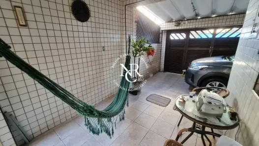 Sobrado com 3 Quartos à venda, 154m² no Encruzilhada, Santos