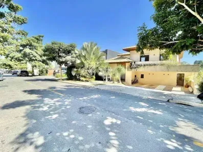 Casa de Condomínio com 4 Quartos para alugar, 610m² no Moinho Velho, Cotia