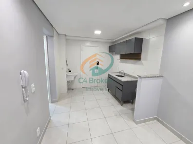 Apartamento com 2 Quartos à venda, 40m² no Vila Carmosina, São Paulo