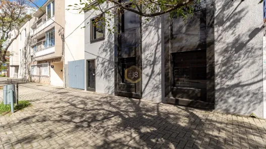 Sala Comercial com 1 Quarto para alugar, 388m² no Mercês, Curitiba