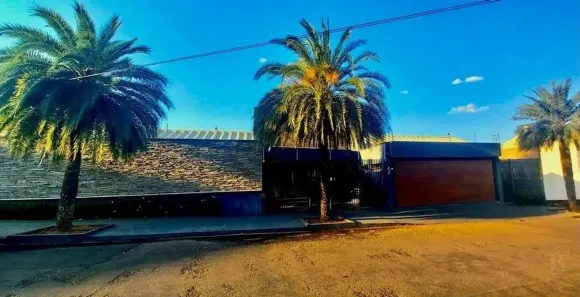 Casa com 6 Quartos à venda, 960m² no Jardim Tropical, Marília