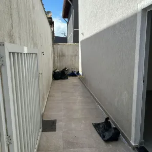 Casa de Condomínio com 2 Quartos à venda, 61m² no Melvi, Praia Grande