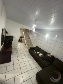 Casa com 3 Quartos à venda, 105m² no Agronômica, Florianópolis