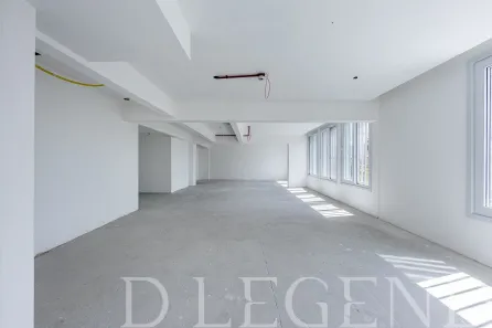 Sala Comercial para alugar, 215m² no Azenha, Porto Alegre