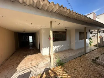 Casa com 3 Quartos à venda, 191m² no Jardim Aviação, Presidente Prudente