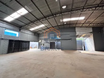 Galpão/Depósito/Armazém com 1 Quarto para venda ou aluguel, 560m² no Estância Santa Lúcia, Jarinu