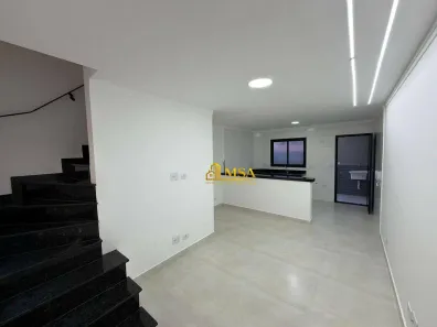 Casa de Condomínio com 2 Quartos à venda, 55m² no Maracanã, Praia Grande