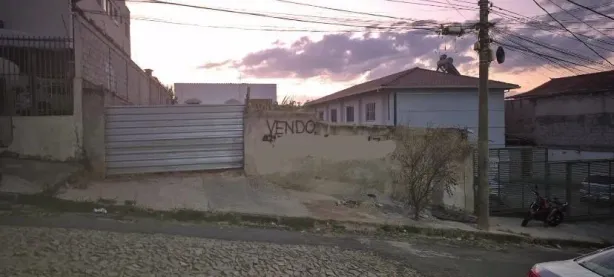 Lote/Terreno à venda, 370m² no Arvoredo, Contagem