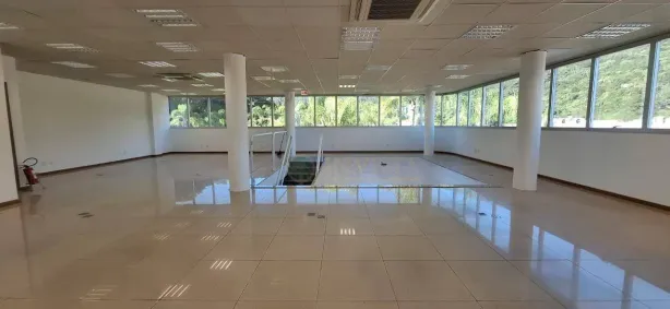 Ponto Comercial para alugar, 284m² no João Paulo, Florianópolis