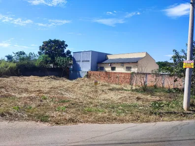 Lote/Terreno à venda, 651m² no Goiânia 2, Goiânia