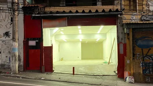 Ponto Comercial para alugar, 140m² no Parque Brasil, São Paulo