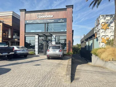 Prédio Comercial à venda, 1090m² no Avenida Central, Gramado