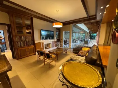 Casa com 3 Quartos para alugar, 614m² no Tucano, Londrina