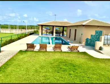 Lote/Terreno à venda, 396m² no Centro, Aquiraz
