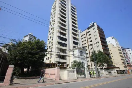 Apartamento com 3 Quartos à venda, 110m² no Centro, Florianópolis