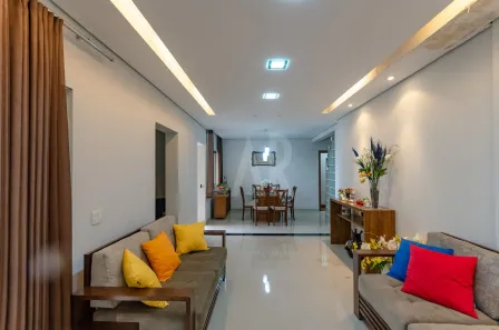 Casa com 5 Quartos à venda, 1080m² no União, Belo Horizonte