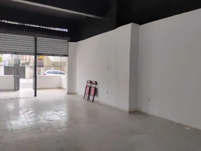 Ponto Comercial para alugar, 80m² no Olaria, Rio de Janeiro