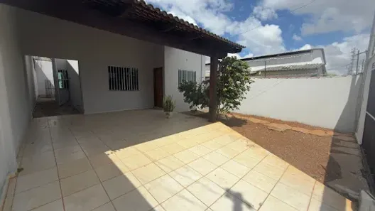 Casa com 3 Quartos para alugar, 300m² no Residencial Buritis, Anápolis