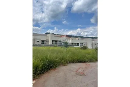 Lote/Terreno à venda, 284m² no Jardim Maria Trindade, São Roque
