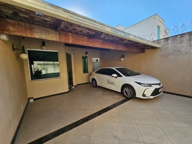 Casa com 3 Quartos para alugar, 260m² no Europa, Contagem