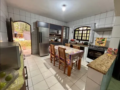 Casa com 2 Quartos à venda, 1000m² no Recreio da Borda do Campo, Santo André