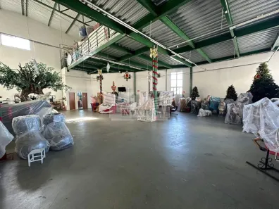 Galpão/Depósito/Armazém à venda, 917m² no Vila Scarpelli, Santo André