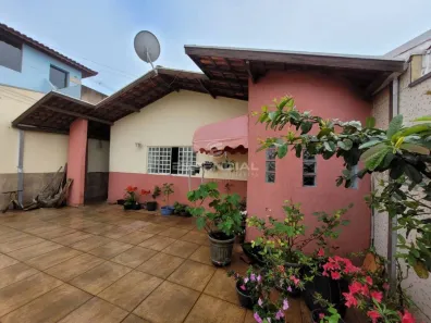 Casa com 2 Quartos à venda, 117m² no Conjunto Habitacional Engenheiro Francisco Blasi, Botucatu