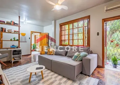 Casa com 6 Quartos à venda, 403m² no Rio Branco, Porto Alegre