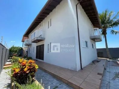 Casa com 3 Quartos à venda, 540m² no Balneário, Florianópolis