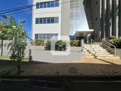 Sala Comercial com 1 Quarto para alugar, 11m² no Tabajaras, Uberlândia