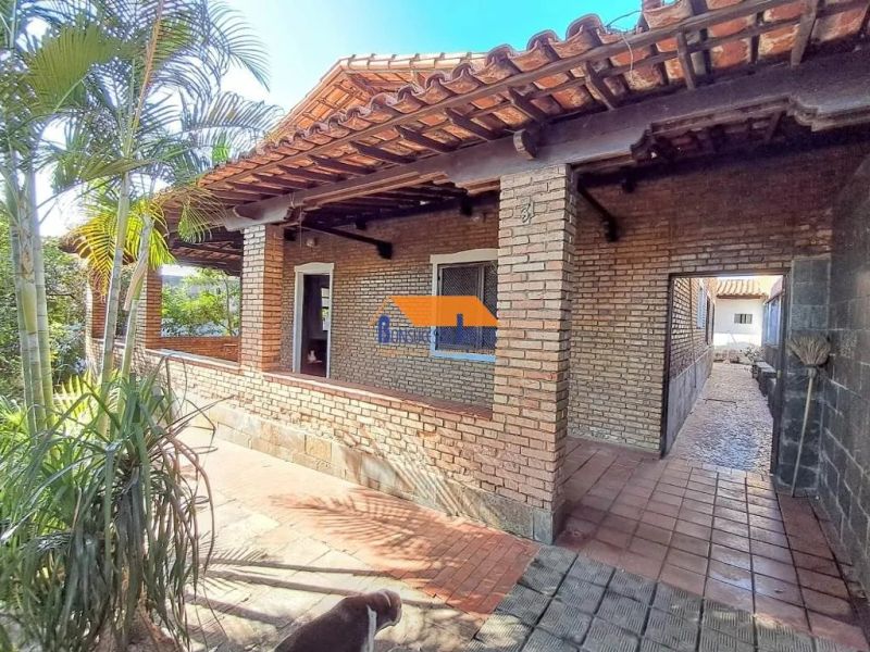 Casa com 3 quartos — Caiçaras, Belo Horizonte