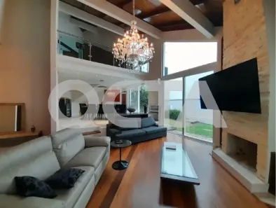 Casa com 4 Quartos para alugar, 560m² no Chácara das Pedras, Porto Alegre